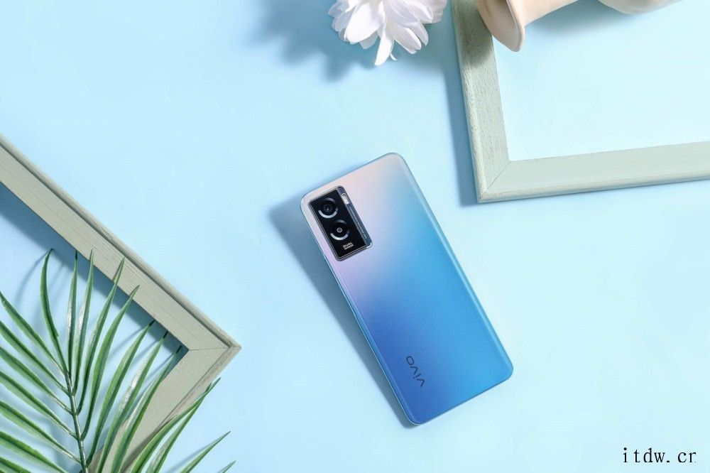 vivo Y55s 开启预售:6000mAh 大电池最长待机