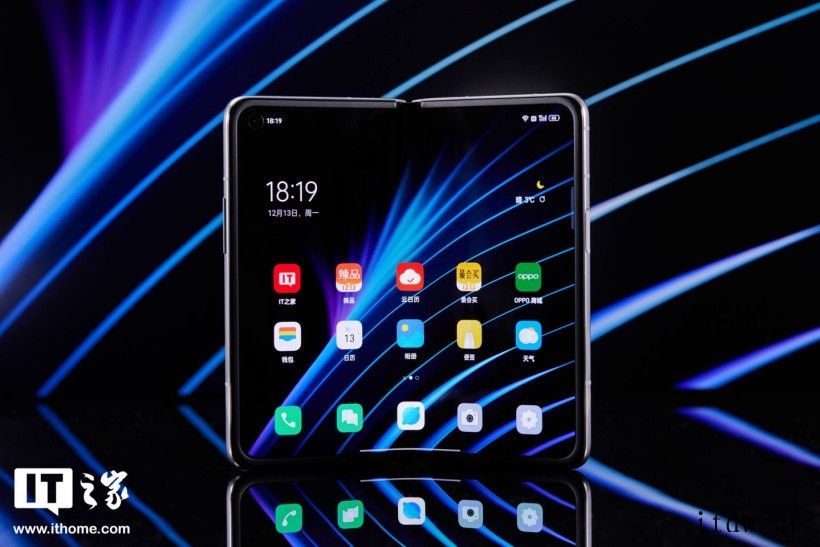 【IT之家开箱】OPPO Find N 折叠旗舰图赏:无缝折