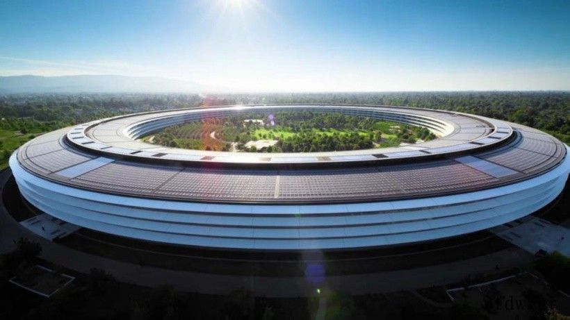 法国电视频道独家进入苹果总部 Apple Park 园区采访