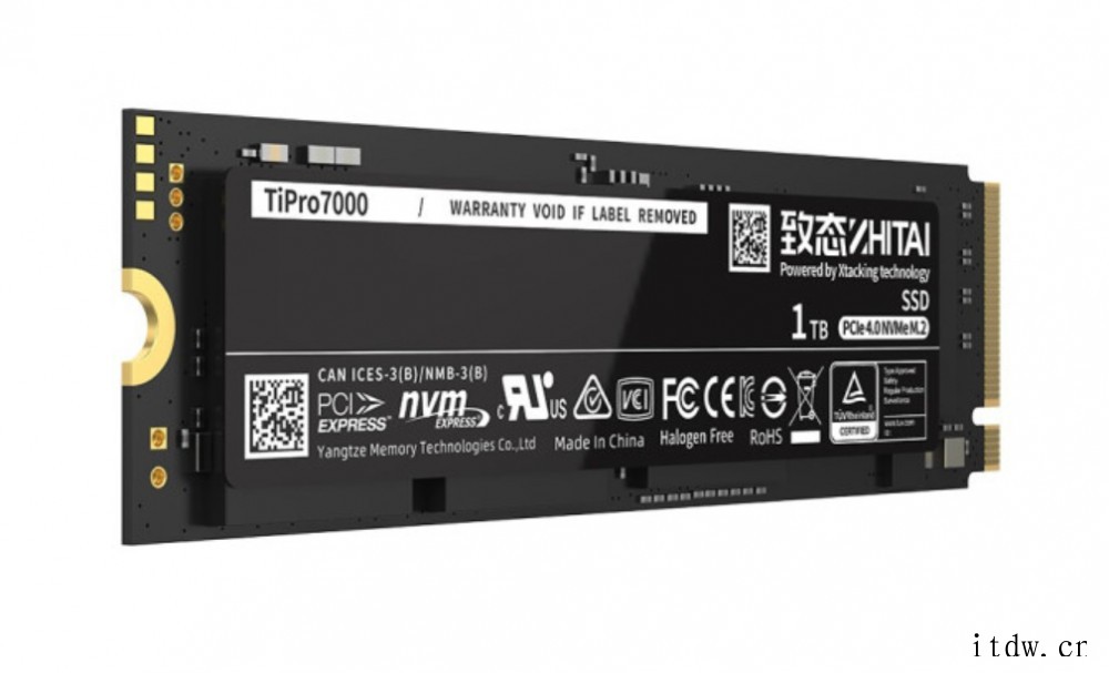 英韧科技:致态 TiPro 7000 SSD 采用旗下主控,