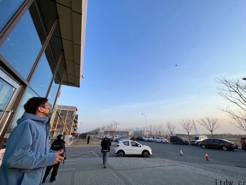 独家探访恒大汽车工厂:恒驰 5 已下线,上千员工奋力保量产
