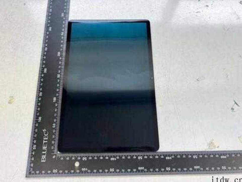 三星 Galaxy Tab S8+/S8 Ultra 真机图
