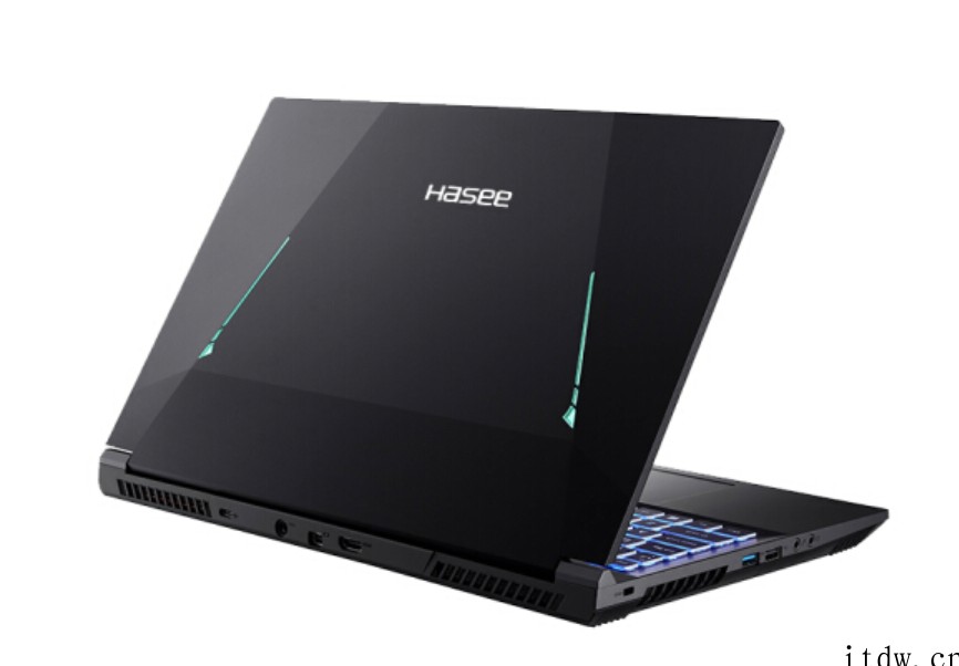 神舟新款战神 Z8 游戏本开卖:i7