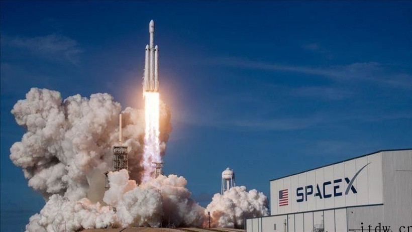 SpaceX 星链计划部署 3 万颗卫星,NASA 担忧:可