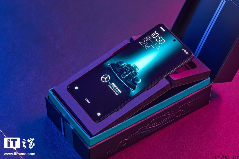 【IT之家开箱】Redmi K50 冠军版图赏:AMG 联名