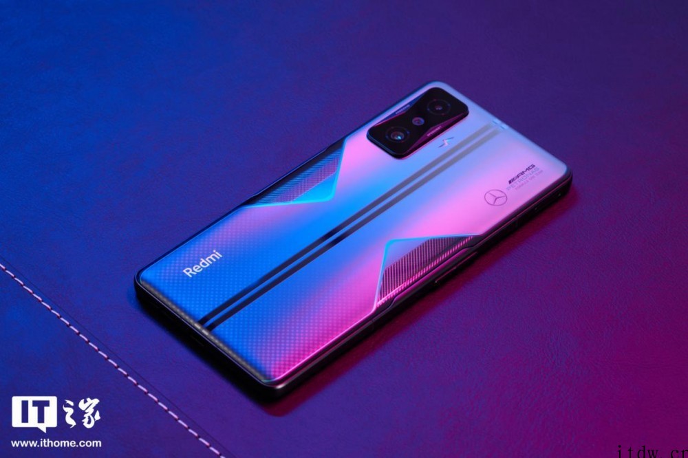 【IT之家开箱】Redmi K50 冠军版图赏:AMG 联名