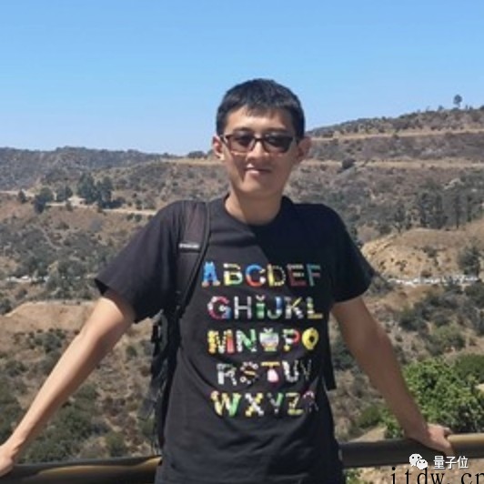 网上随便搜的图就能 AI 合成渲染手办,甚至已有网友开发游戏