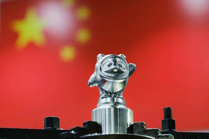 一批冰墩墩特别版诞生,居然用上了造歼20的航空技术