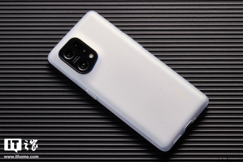 【IT之家开箱】OPPO Find X5 图赏:哈苏联名的双