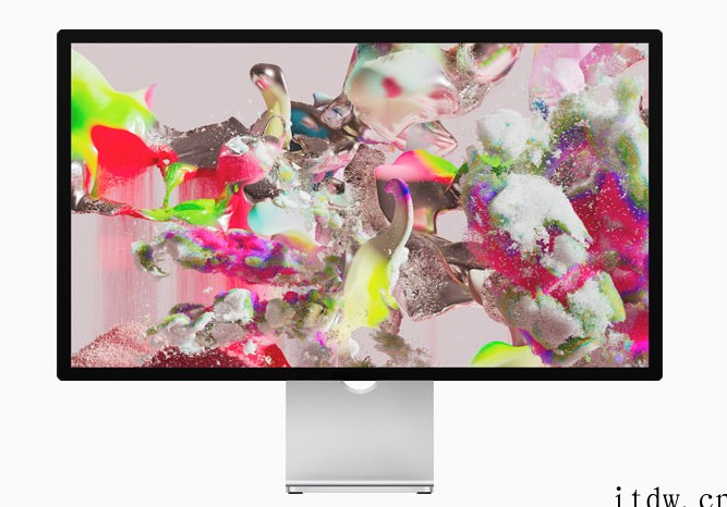 苹果全新 Studio Display 随附 1 米线:同时
