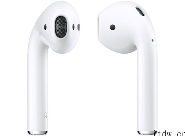 苹果 Apple Store 线下店已支持更新 AirPod