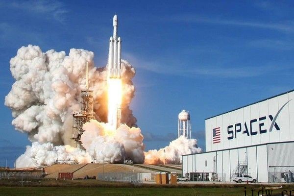 SpaceX 首次对星际飞船系统进行燃料加注测试