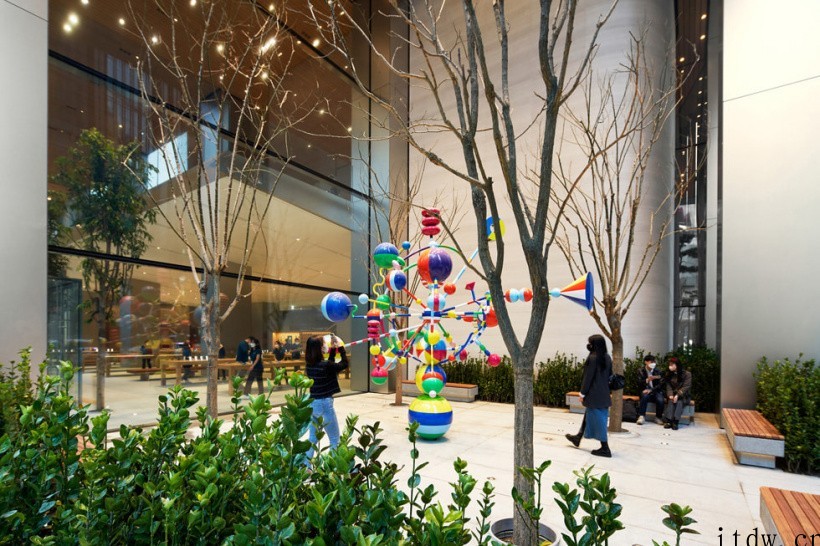 首尔明洞 Apple Store 明日开业,为苹果在韩国面积