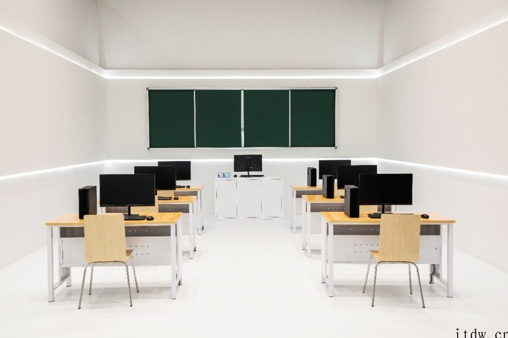华为终端商用业务发布,助力南京航空航天大学实现智慧化教学