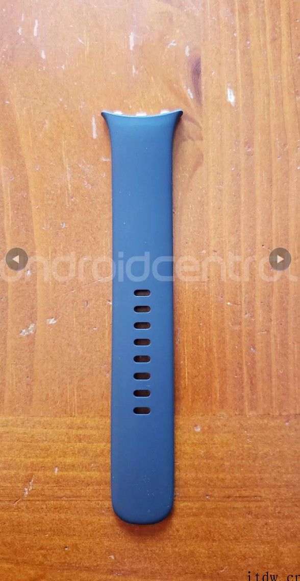 谷歌首款智能手表:Pixel Watch 真机图片泄露