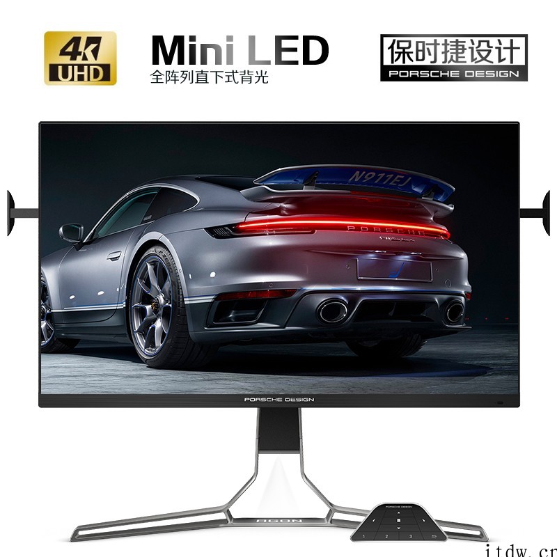 AOC 保时捷联名 mini LED 显示器 PD32M 今