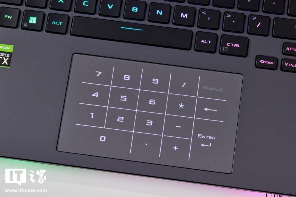 【IT之家评测室】ROG 魔霸 6 评测:AMD 旗舰锐龙 