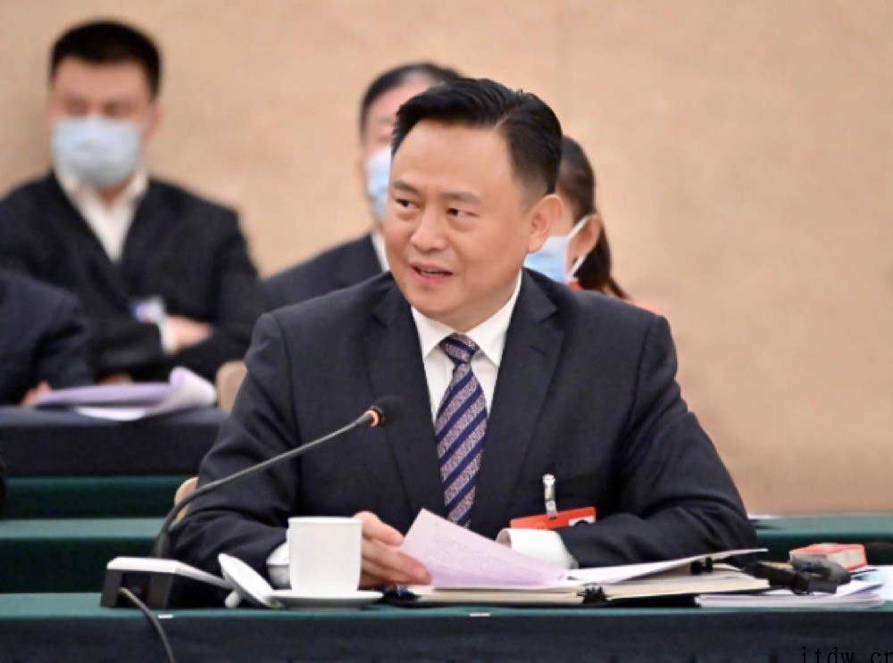 从共和国长子到新能源尖兵,揭秘一汽 16 年电动路
