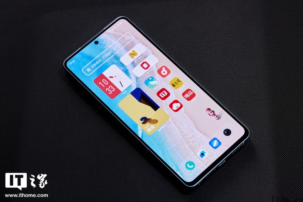 【IT之家开箱】vivo S15 图赏:双镜云窗,盛夏风光