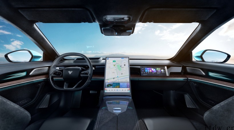 哪咤 S 更多细节曝光:有增程、纯电两种版本,将于 6 月开