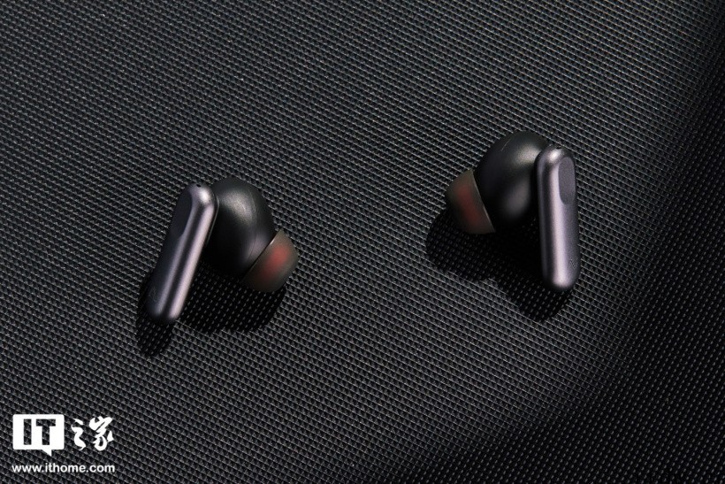 【IT之家开箱】科大讯飞 iFLYBUDS Pro 录音降噪