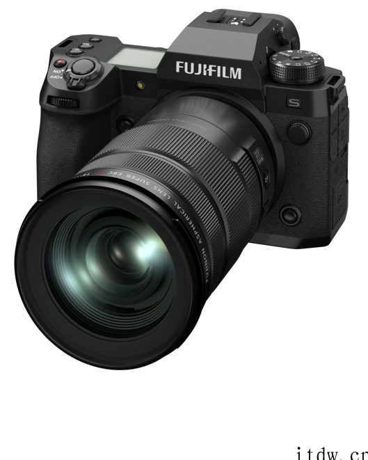 富士发布 XF18