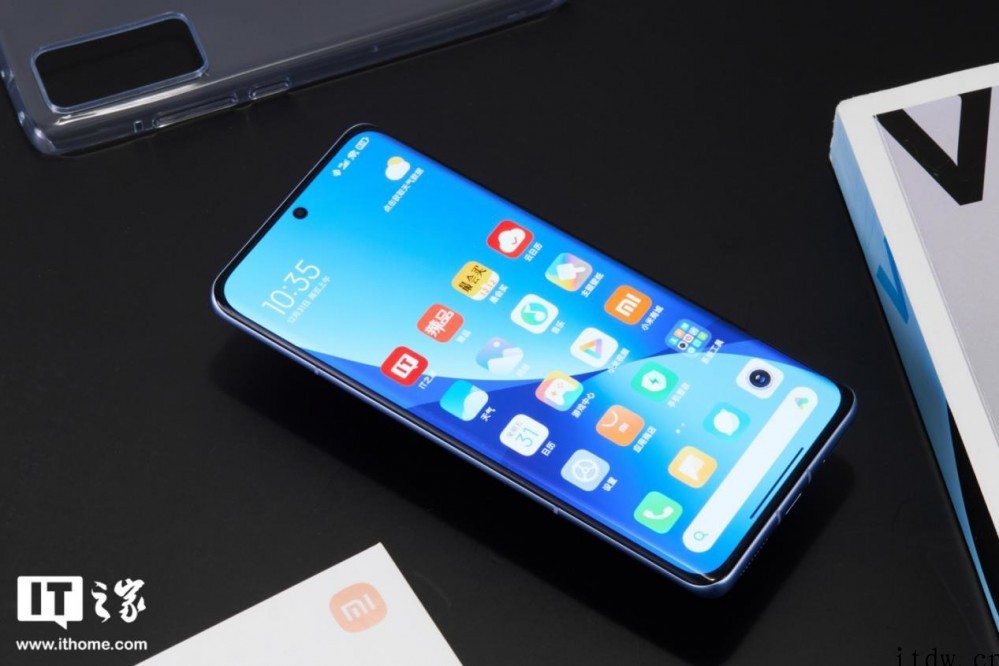 拼多多 618 年中盛典来袭,iPhone 13 仅 465