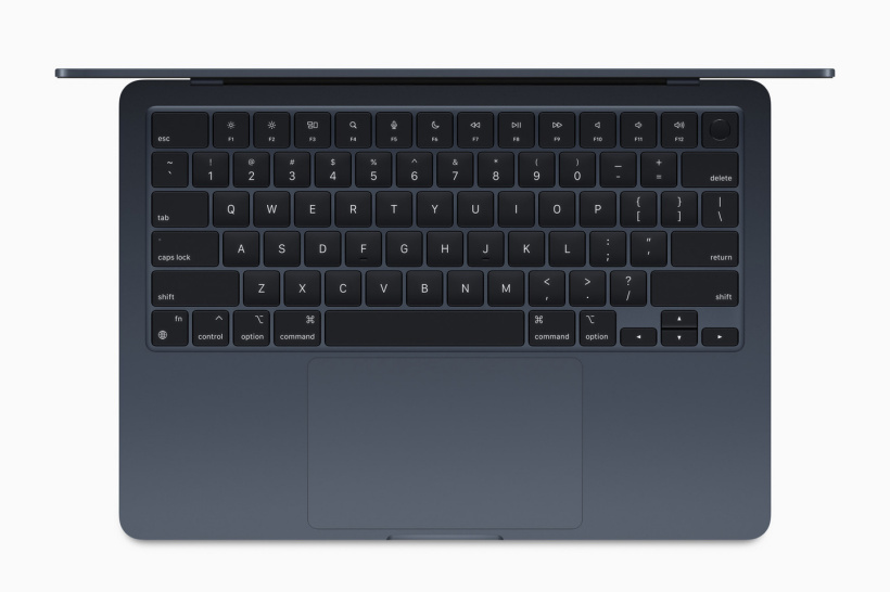 苹果 MacBook Air 将于 7 月 15 日发售