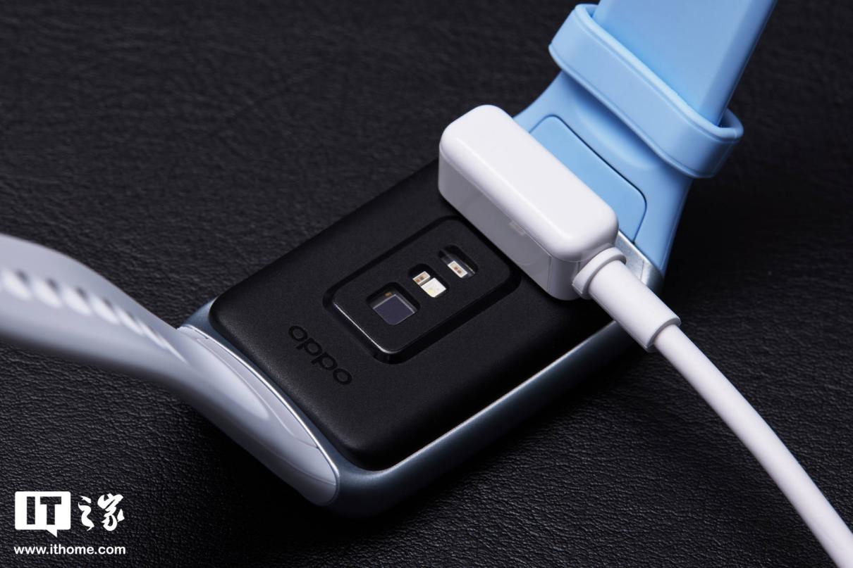 【IT之家开箱】 OPPO 手环 2 晴云蓝图赏:超清全面大