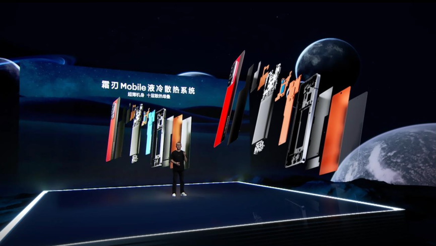 联想消费生态秋季新品发布 拯救者手机、VR 及小新平板等齐亮
