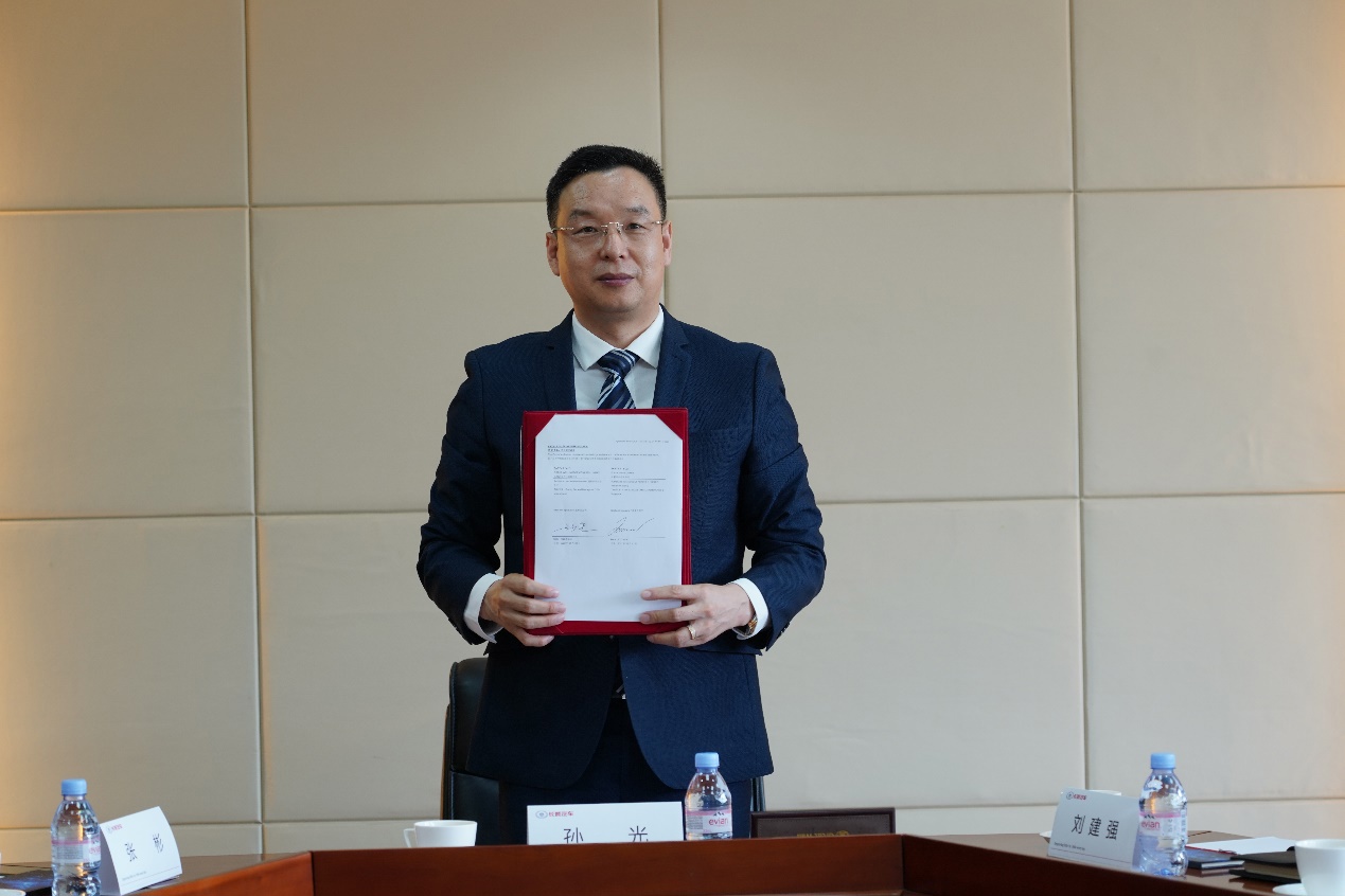 高能登陆港澳新能源汽车市场!长城汽车加速全球右舵车布局