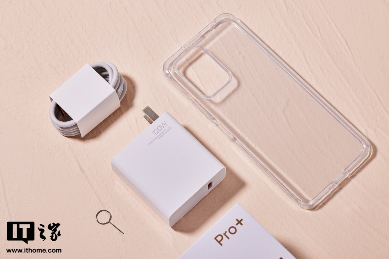 【IT之家开箱】Redmi Note 11T Pro + 奶