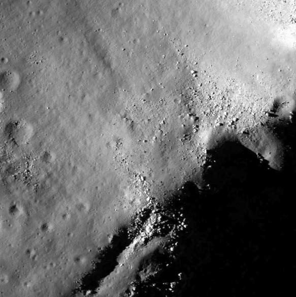 NASA“阿耳忒弥斯 1 号”火箭今晚发射,美国50年后再次