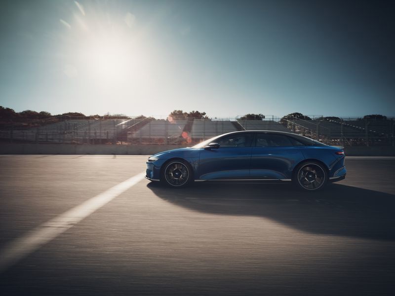 Lucid Air Dream Edition:零百加速不到