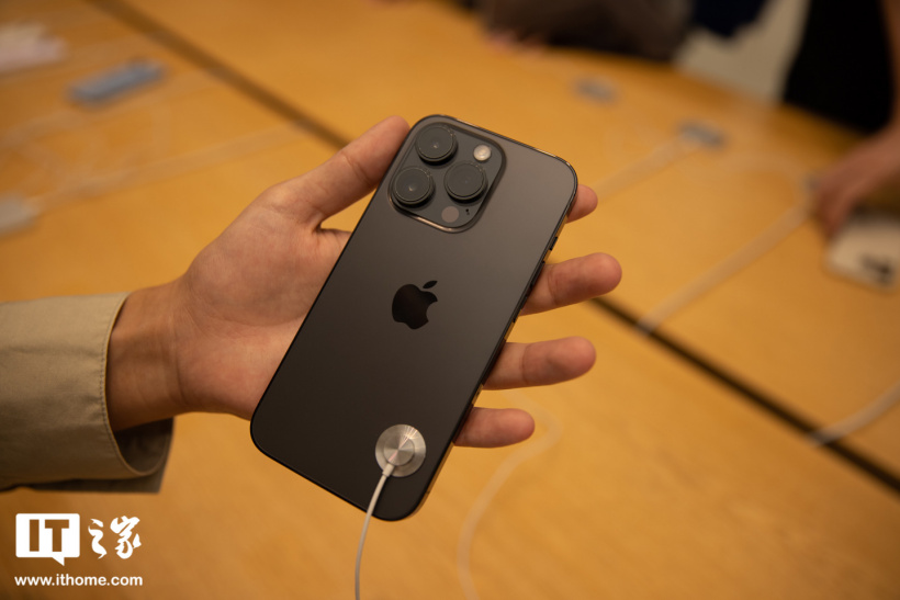 【IT之家现场】iPhone 14 系列新机图赏:得真传紫、