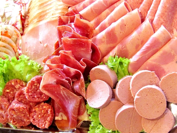 大牌食品“边角料”便宜又好吃？真相让你意想不到