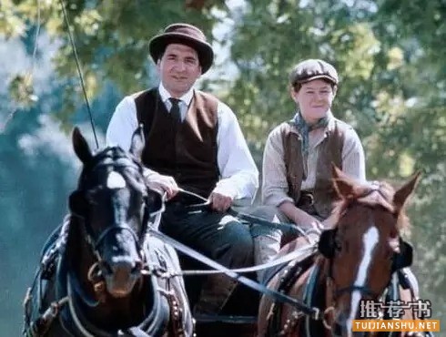 一辈子只写一部书 却醉了我们一生的作家