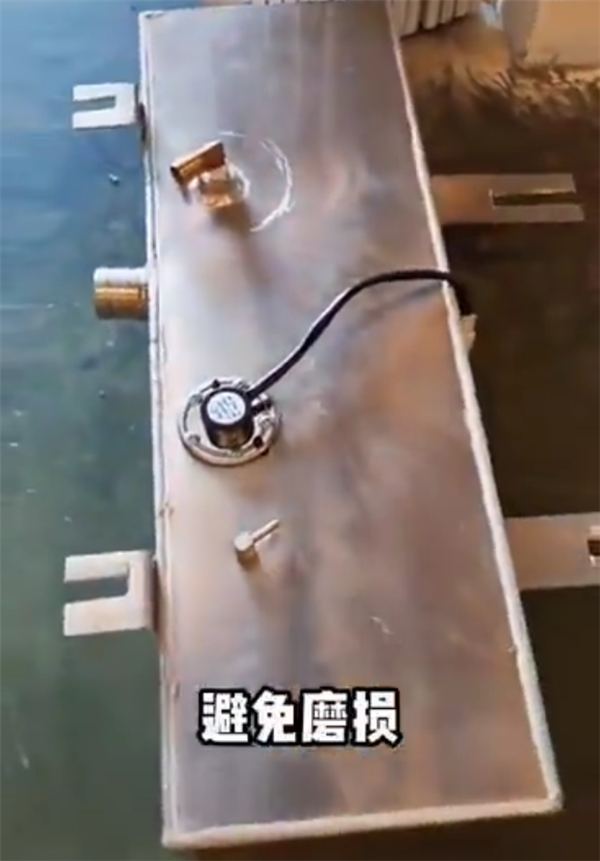 电动车冬天跑不远 红旗EQM5车主加装“水炉子”：加一次油能用7天