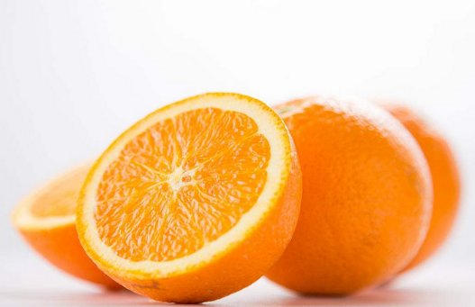 冰糖蒸橙子可以每天吃吗 冰糖蒸橙子天天吃好吗