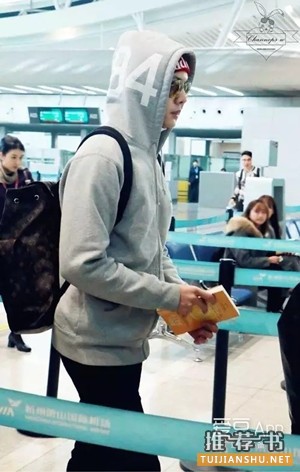 陈伟霆喜欢看哪些书?陈伟霆的书单:原来是个爱学习的boy