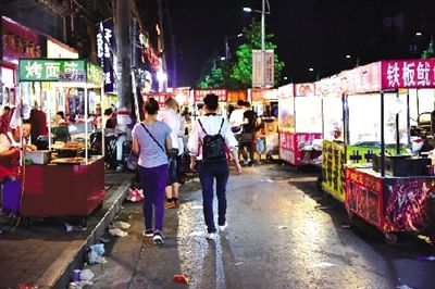 郑州的夜市小吃街在哪里(乌鲁木齐夜市和小吃街在哪里)