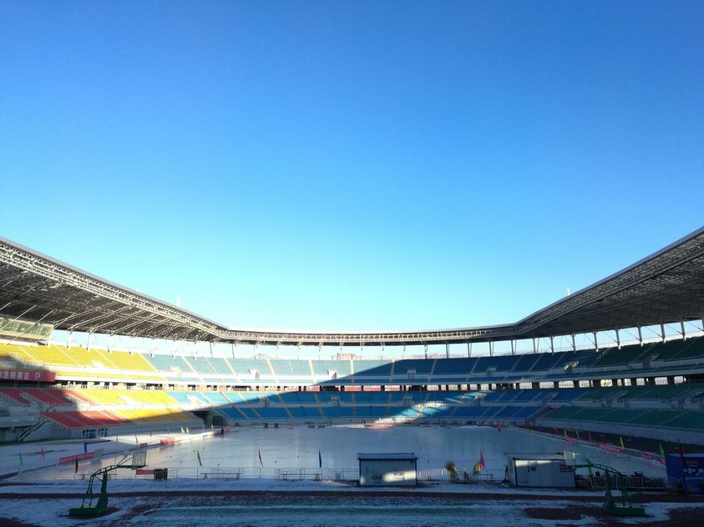 呼和浩特新体育场在哪(呼和浩特体育场疫苗接种电话)