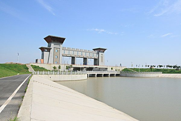 一楼水闸在哪(家里水闸开关一般在哪)