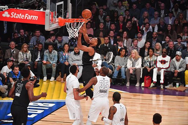 nba在哪看回放(下载nba篮球赛直播视频)
