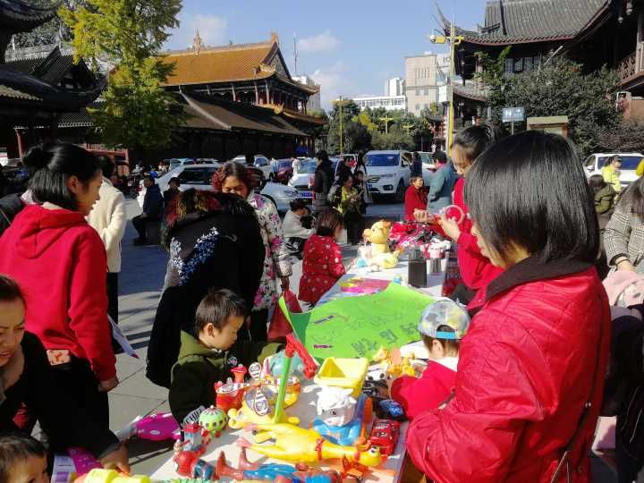 温江旧货市场在哪里(哈尔滨旧货市场在哪里)