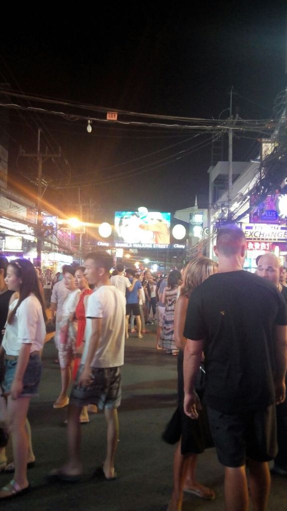 包含芭东区在哪个国家的词条