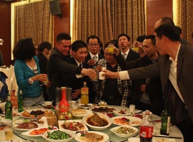 微信群举办聚会(微信群怎么找出来)