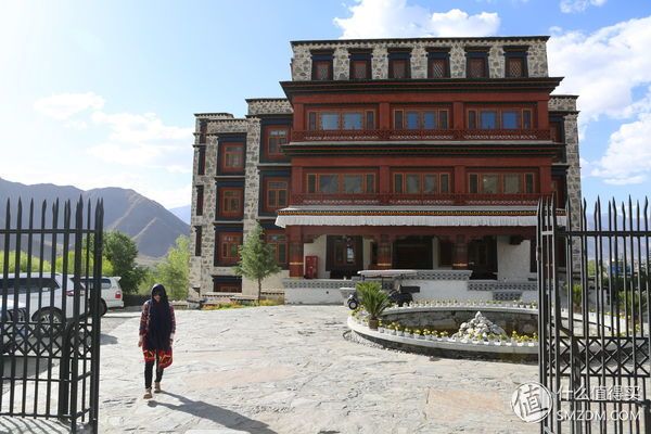松赞林卡在哪(松赞香格里拉酒店)