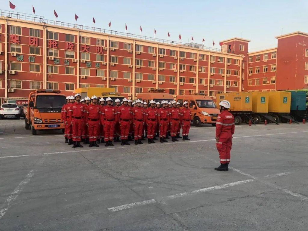 包含我市应急救援队伍的词条