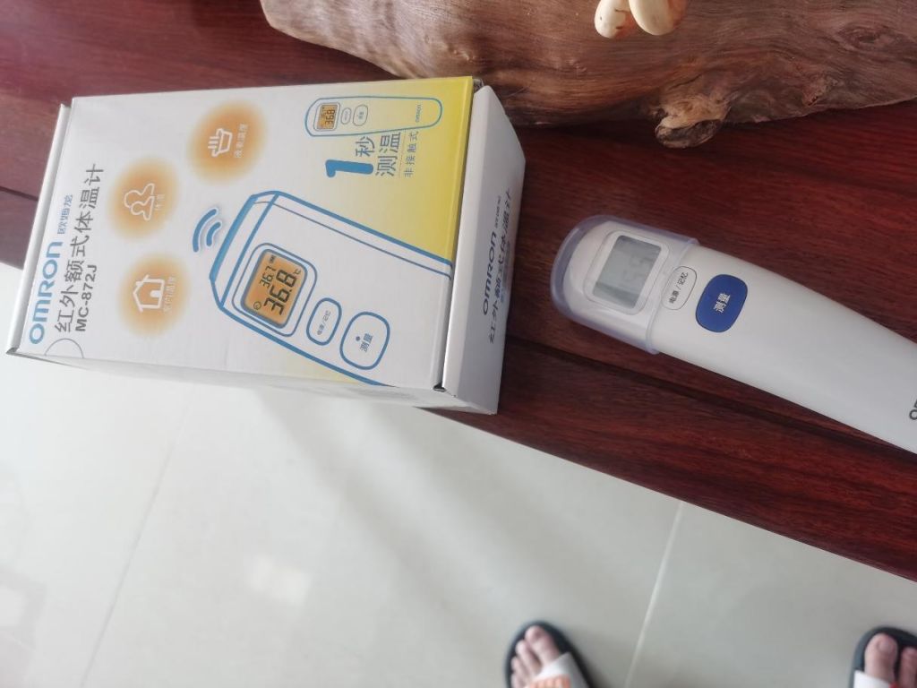 体温计在哪里买(体温计的正确使用方式)